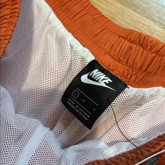 Nike Shorts - Picture 5 of 8